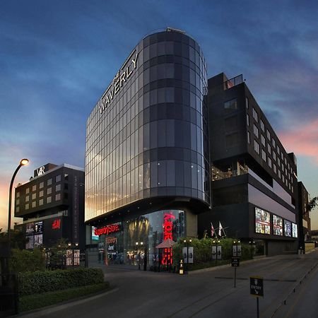The Waverly Hotel & Residences Bangalore Exterior foto