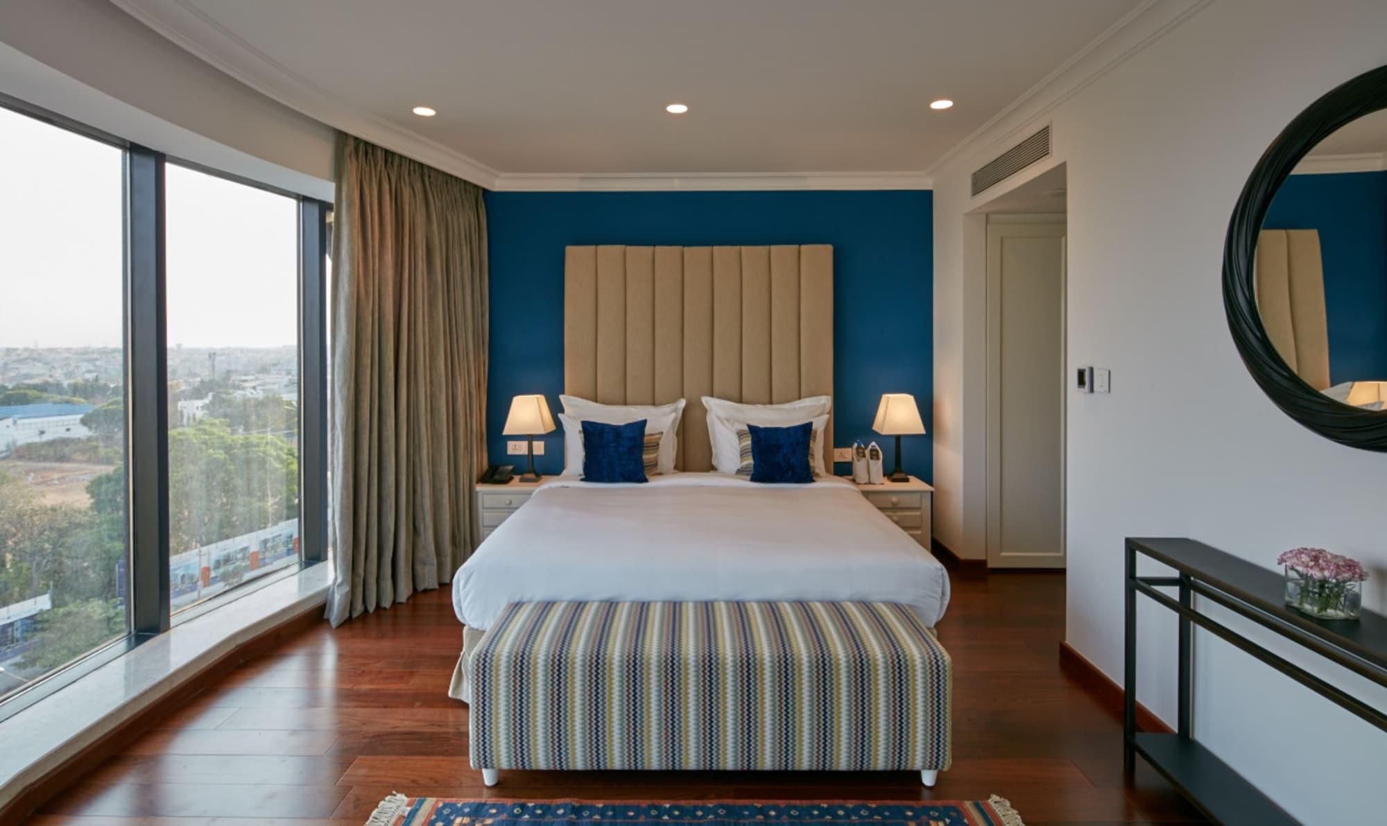 The Waverly Hotel & Residences Bangalore Exterior foto